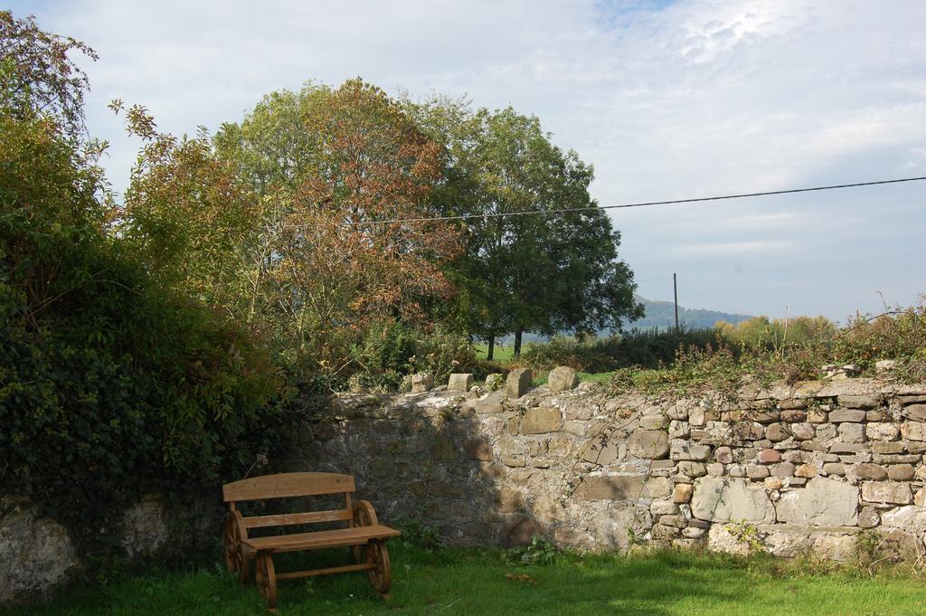 Llansabbath Country House B&B Abergavenny Bagian luar foto